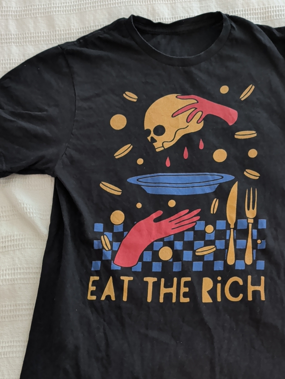 Black 'Eat The Rich' Graphic T-Shirt - M